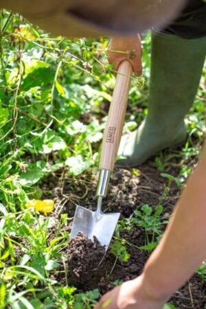 AMES - Midi Hand Trowel - Stainless Steel - Image 4